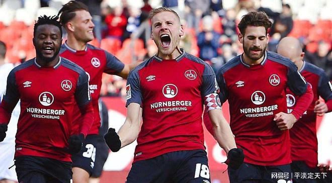 关于杜塞尔多夫客场抢分赢球士气恢复良好的信息